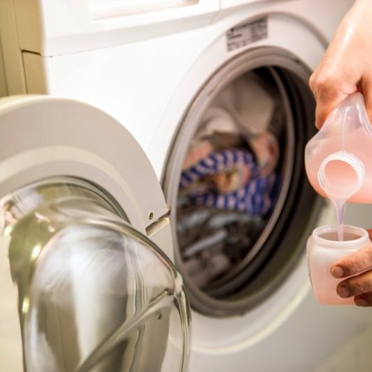 Cara Menggunakan Parfum Laundry